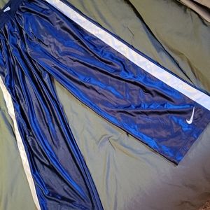 Men's Lg Nike pants